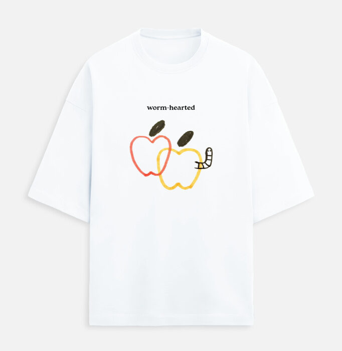 Worm-Hearted - Unisex Oversized Tshirt
