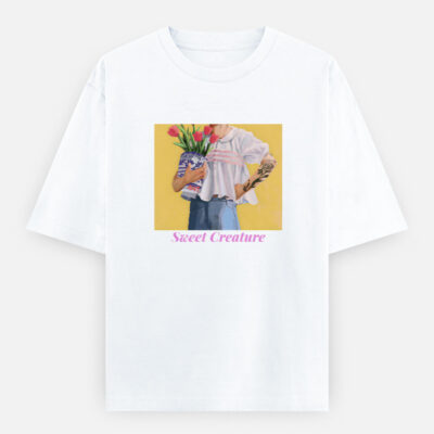 Front_1_c_1-3.jpg SWEET CREATURE - H1 Oversized T-Shirt