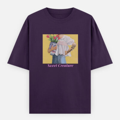 Front_1_c_26-1.jpg SWEET CREATURE - H1 Oversized T-Shirt