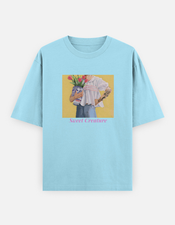 Front_1_c_54.jpg SWEET CREATURE - H1 Oversized T-Shirt