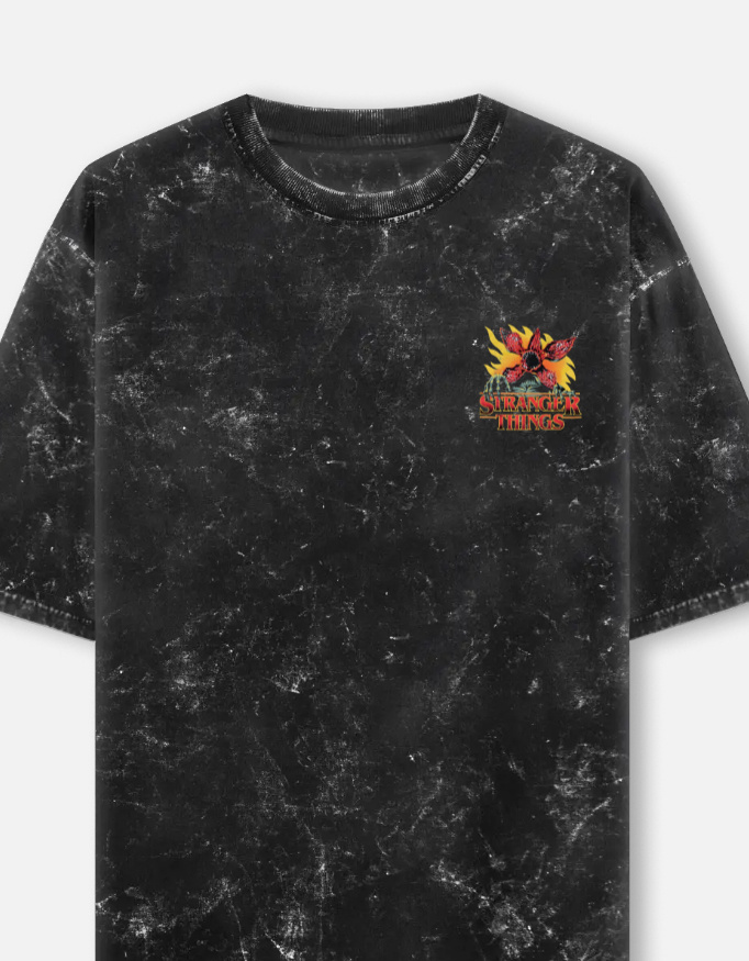 img_29134cd763e707.jpg The Demogorgon - Stranger Things Acid Washed Oversized Tee