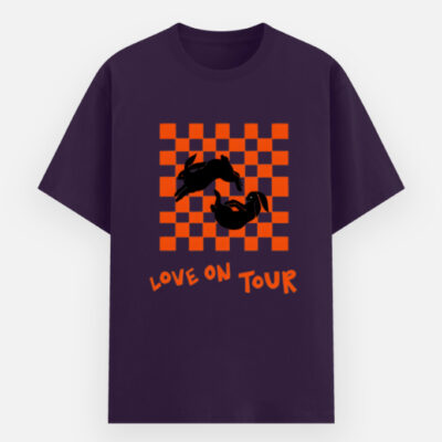 Love On Tour - Basic T-Shirt