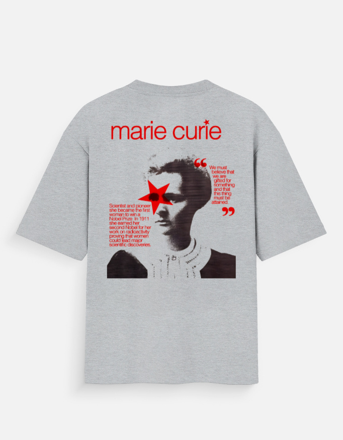 img_6792d71fd1494b.jpg Marie Curie - Oversized T-Shirt