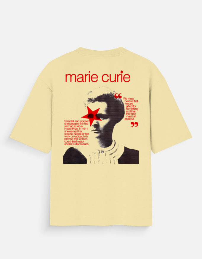 img_729fbb714895a2.jpg Marie Curie - Oversized T-Shirt