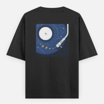 img_9201684876f840.jpg Nerd - Oversized T-Shirt