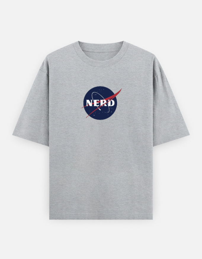 img_ef987b88ccda15.jpg Nerd - Oversized T-Shirt
